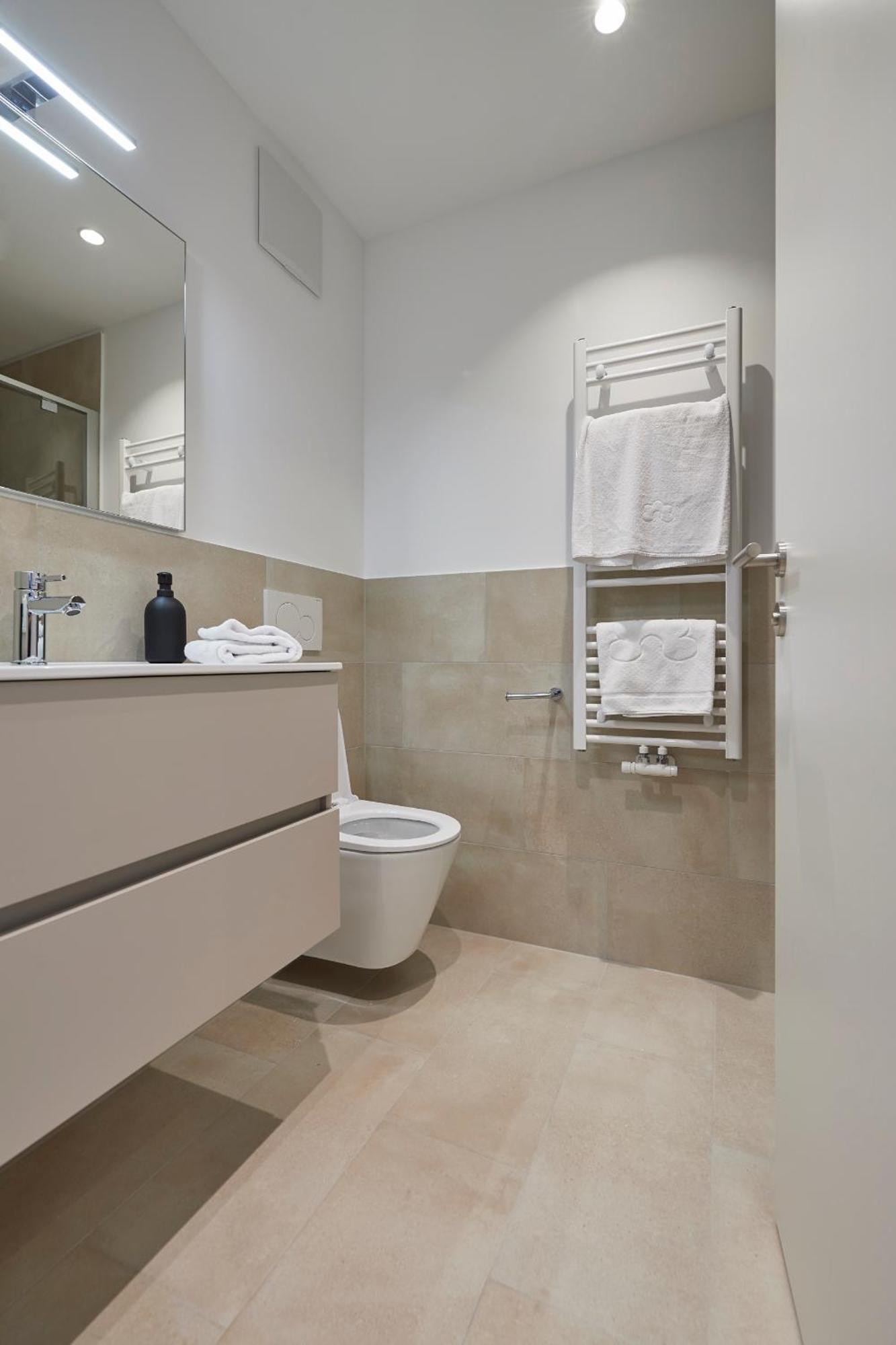 Aparthotel Ferrari Tower Bolzano Zewnętrze zdjęcie